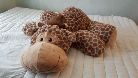 Large Stuffed Giraffe