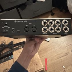 Universal Audio Interface 