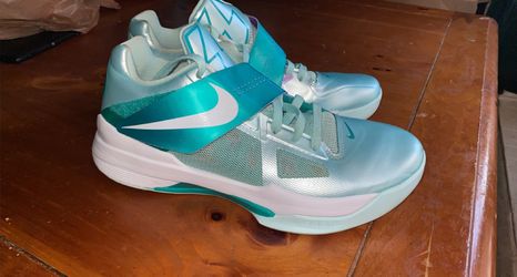 Kd 4 easter top