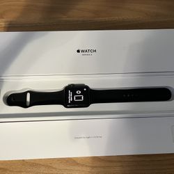 Apple Watch Series 3 42mm Aluminum