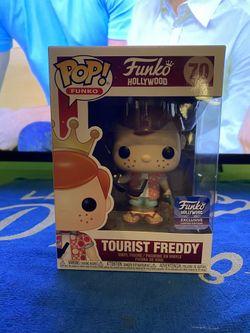 Tourist Freddy exclusive pop