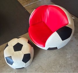 Soccer Ball Chair with Ottoman