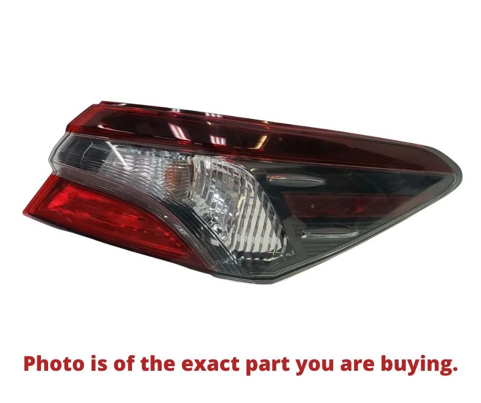 2018 2019 Toyota Camry Rear Right Passenger Side Tail Light Lamp OEM