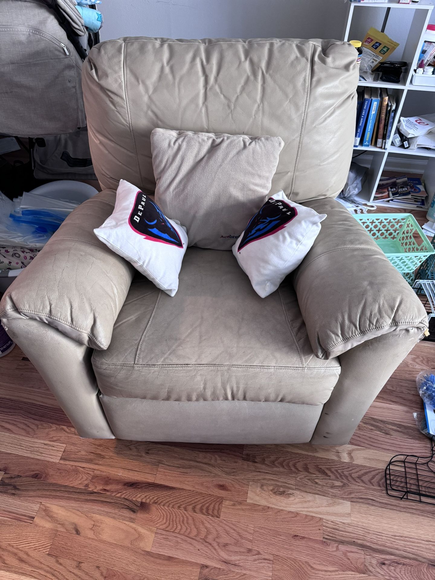 Comfy Rocking Single Sofa Chair With Cushions