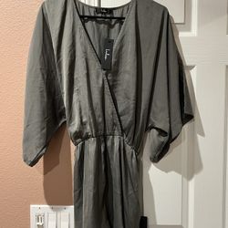 New Lulus Olive Green Romper Size L