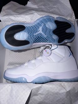 Air Jordan 11 legend blue