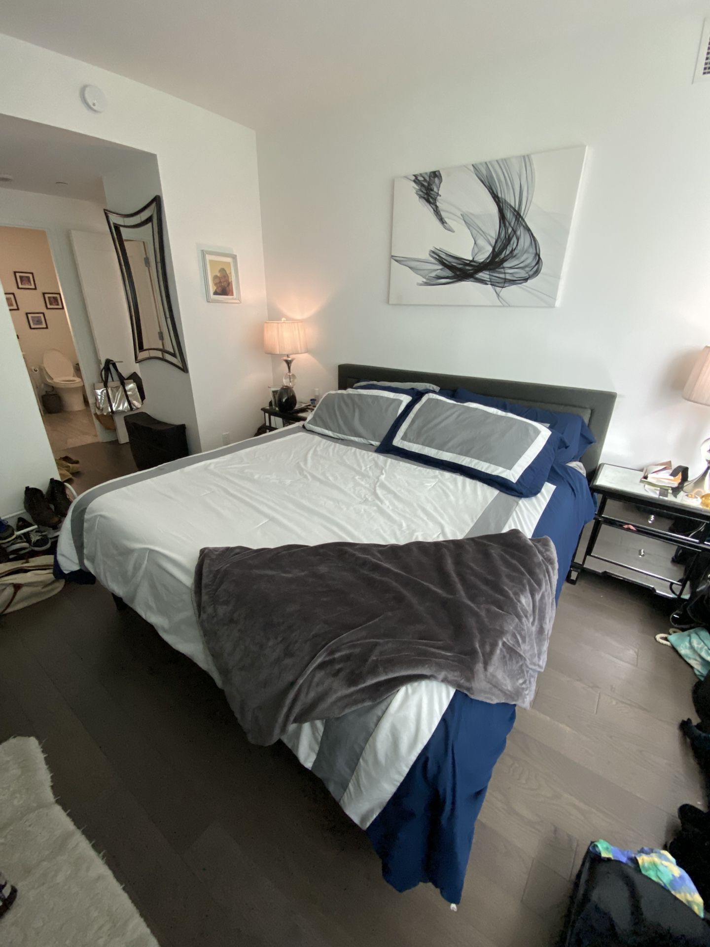 King Bed Frame And Temperpedic Mattress