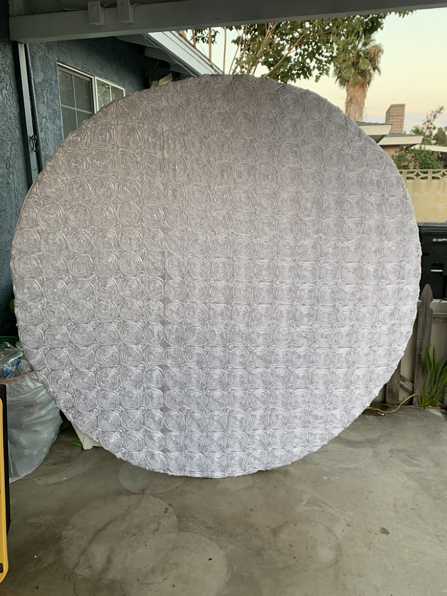 Round Backdrop 
