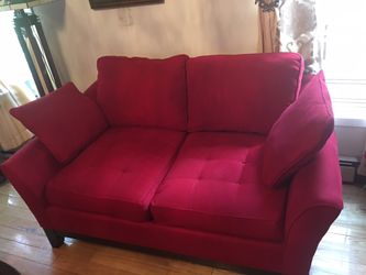 Raymour and flanigan loveseat