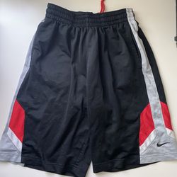 Men Nike Shorts S