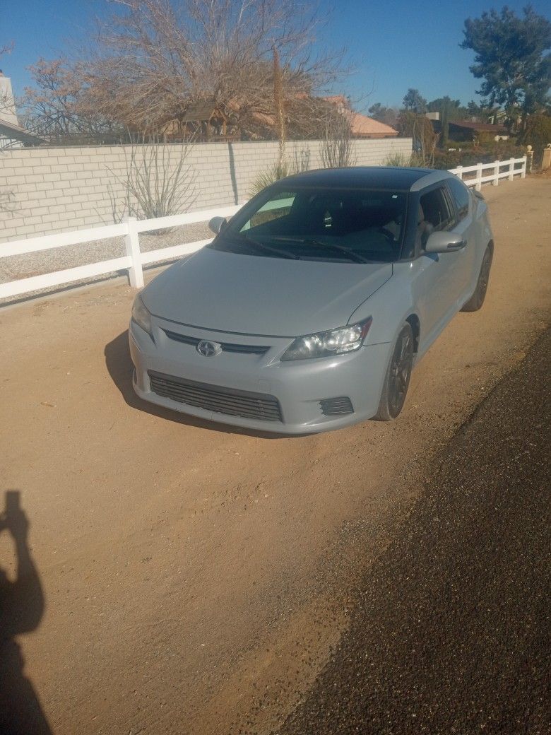 2011 Scion Tc