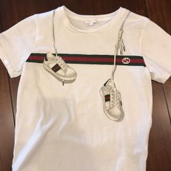 Used authentic Gucci boys size 10 shirt
