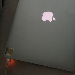 Mac book air 13.3  best offer