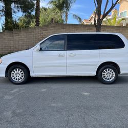 2003 Kia Sedona