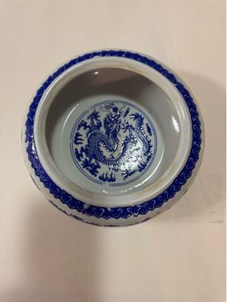 CA. ASIAN BOWL. NOT SURE OF AGE.