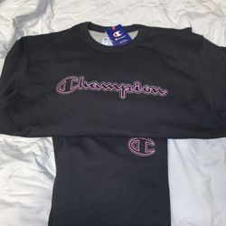 Brand New With Tags Men’s Champion 2 Piece Set
