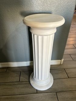 White Pillar