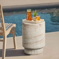 Outdoor Stone Side Table with Fluted Round Drum Shape, 18.7'' Tall ，OF2411