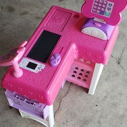 2pc. Barbie House & Register