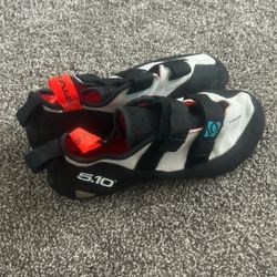 5.10 Rock Climbing Shoes Size 10 US 