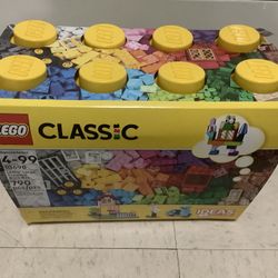 LEGO Classic Medium Creative Brick Box 10696 484 pcs Building Set NEW Sealed Toy