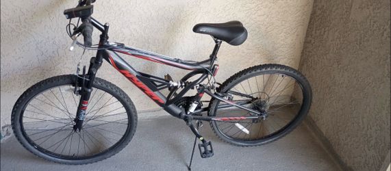 26’ Hyper Mountain Bike