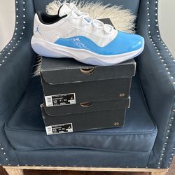 Air Jordan 11 CMFT LOW