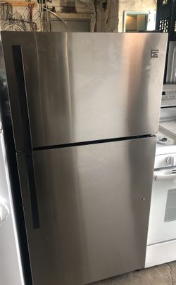kenmore 28 inches top freezer