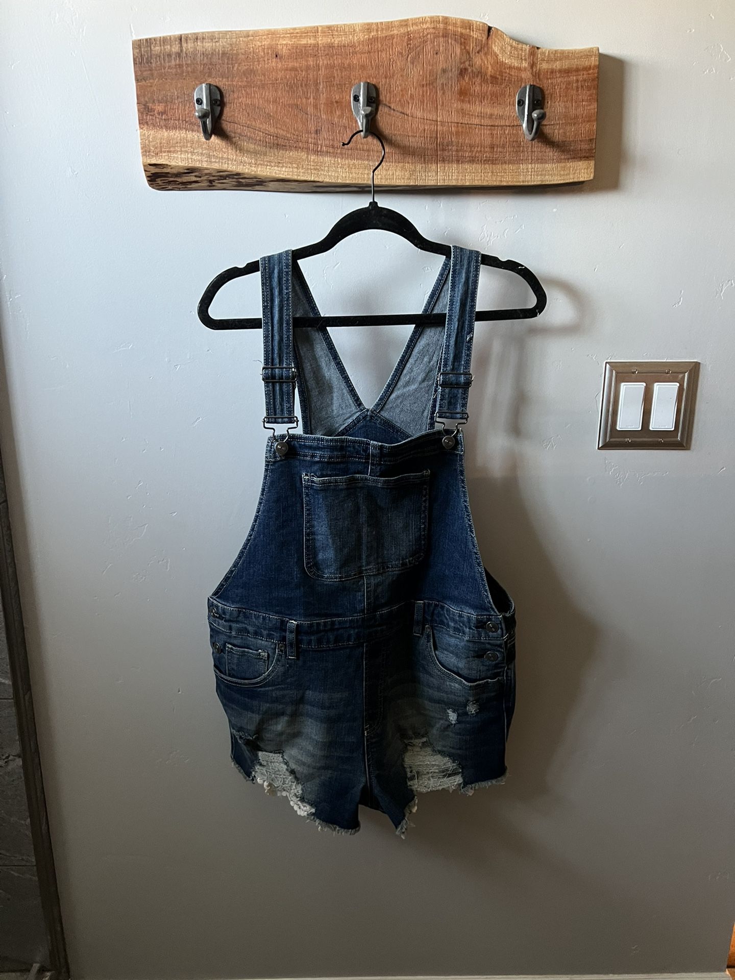 12/14 Ladies Lace And Ripped Overall’s