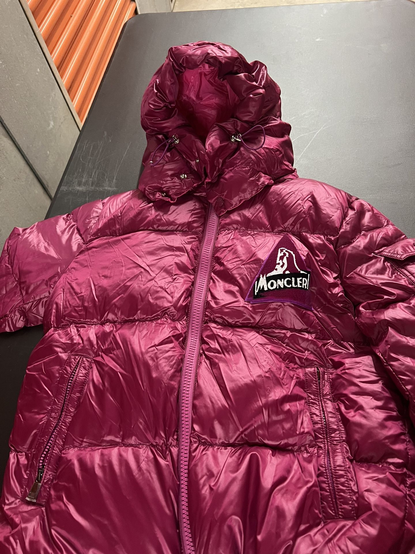 Moncler Woman Jacket Sz Medium 