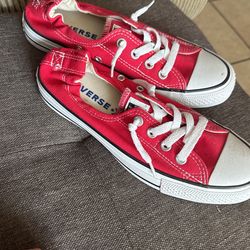Red Size 8 US Chuck Taylors