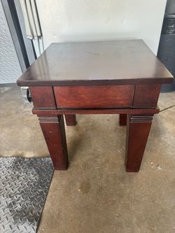 Decorative table