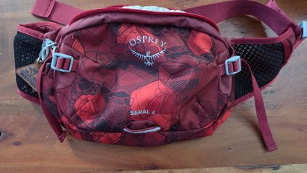 Osprey Seral 4- 1.5 liter waistpack. No water reservoir