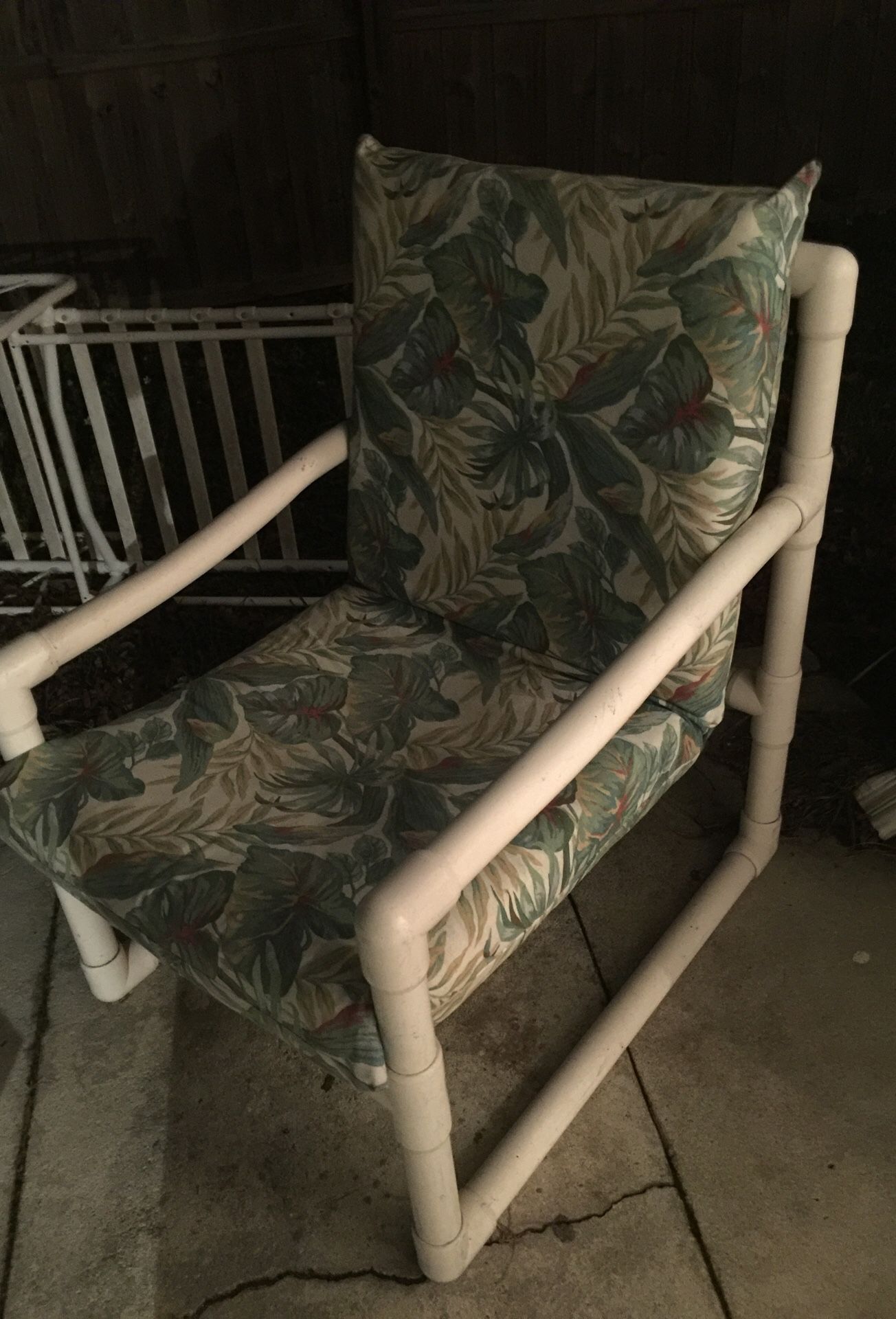 Chair includes cushion $10