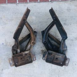 1967 - 72 F100 F250 F350 hood hinges