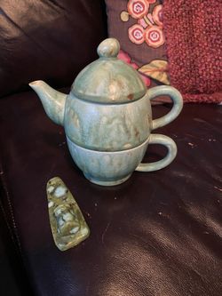 Tea pot