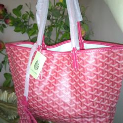 Purse Size Medium