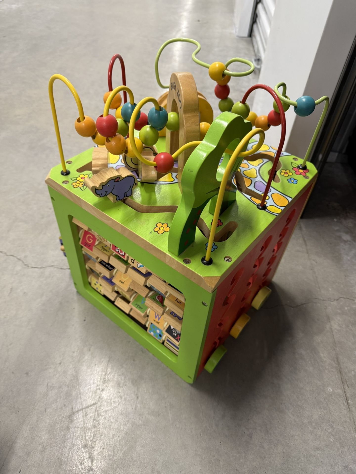 Busy Zoo Activity Cube