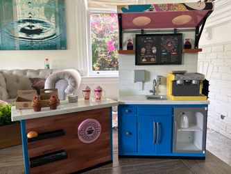 American Girl Coffee Shop
