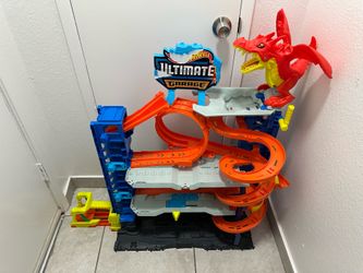 Hot wheels ultimate Garage