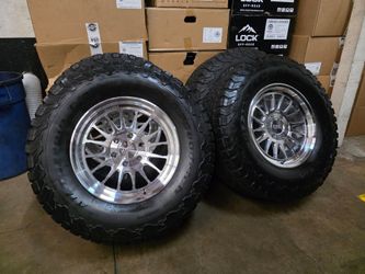 18" KMC Forged w/ 35x12.50R18 BfGoodrich KO2