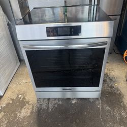 Frigidaire Gallery Electric Stove 30 Inches induction Brand New One Receipt For 90 Days Warranty 
