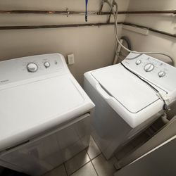 Hotpoint White Top Washer And Dryer Set