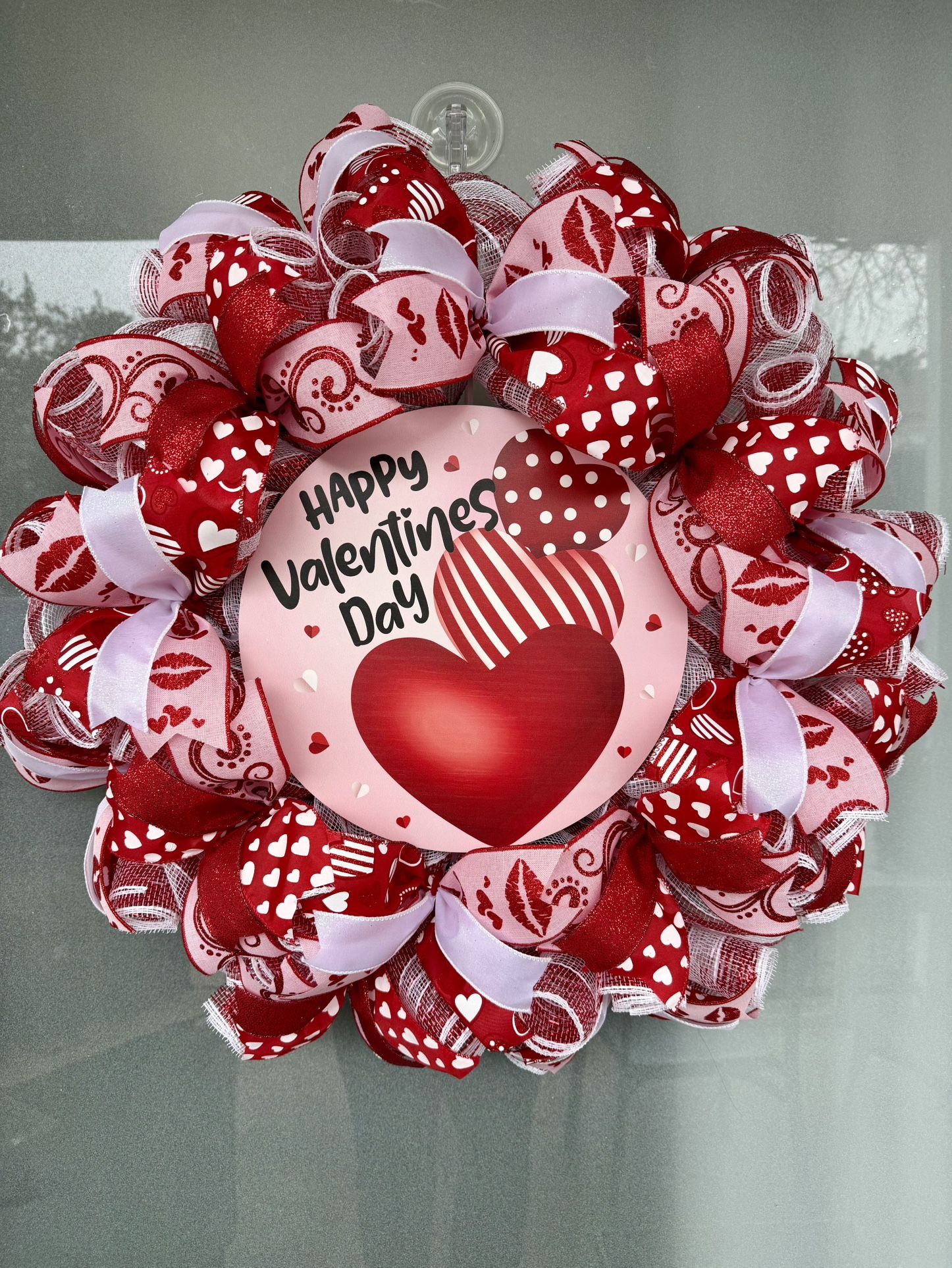 Valentine Hearts And Kisses Wreath