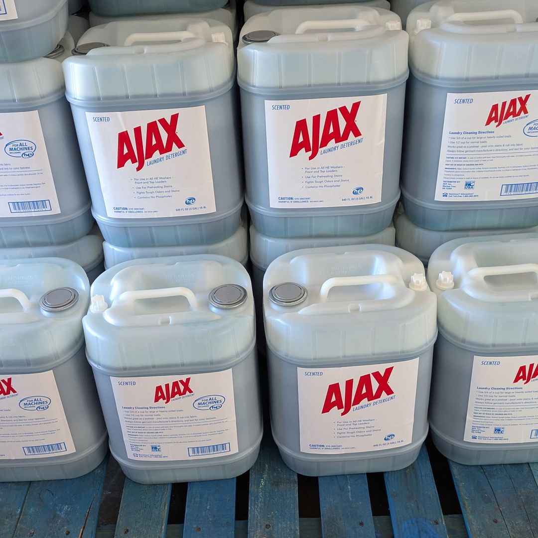 5 Gallon Ajax Detergent. 25