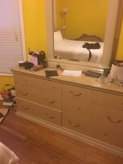 MATTRESS not included — only mirror, dresser, 2 night stand , bed head