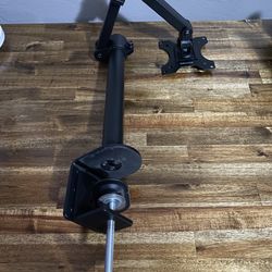 Monitor arms