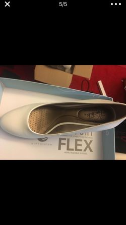 Great condition. Only wore once for about an hour