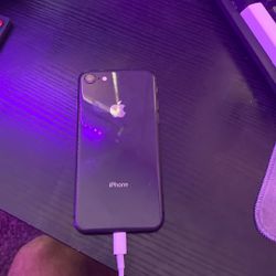iPhone UNLOCKED 