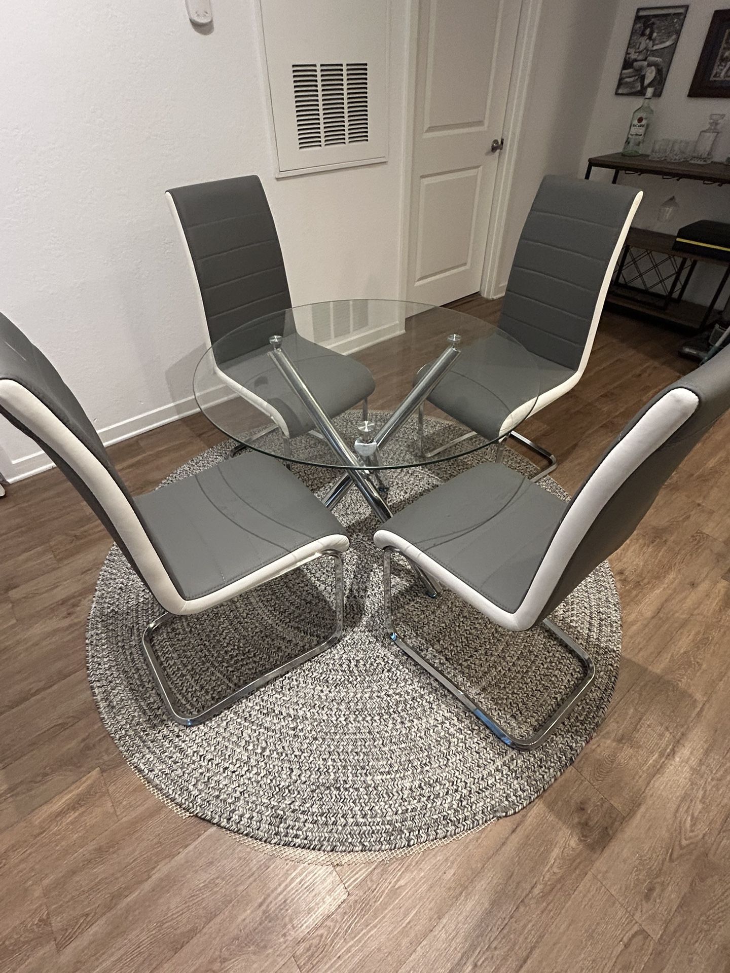 Glass Kitchen Table And 4 Chairs Grey